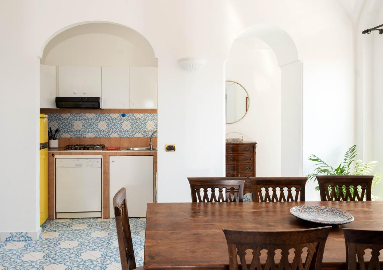 Oliveto Capri Apartments エクステリア 写真